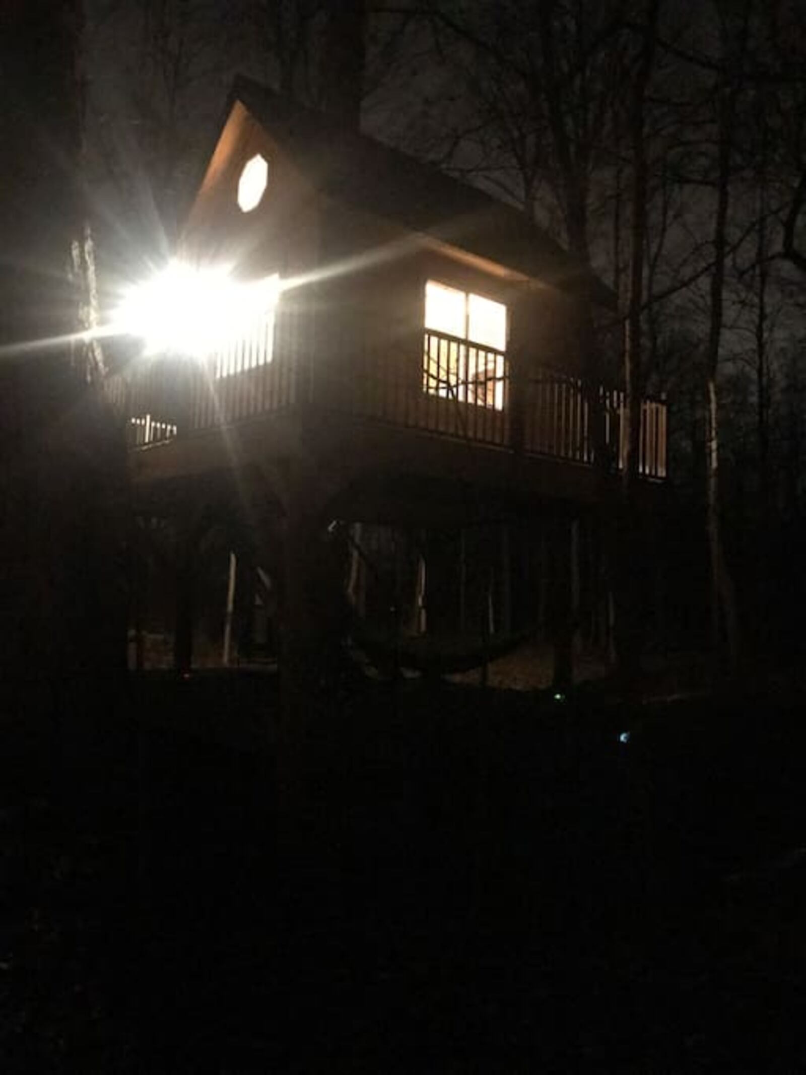 This idyllic treehouse retreat right outside of Dayton is available for rental on Airbnb. PHOTO / Airbnb.com