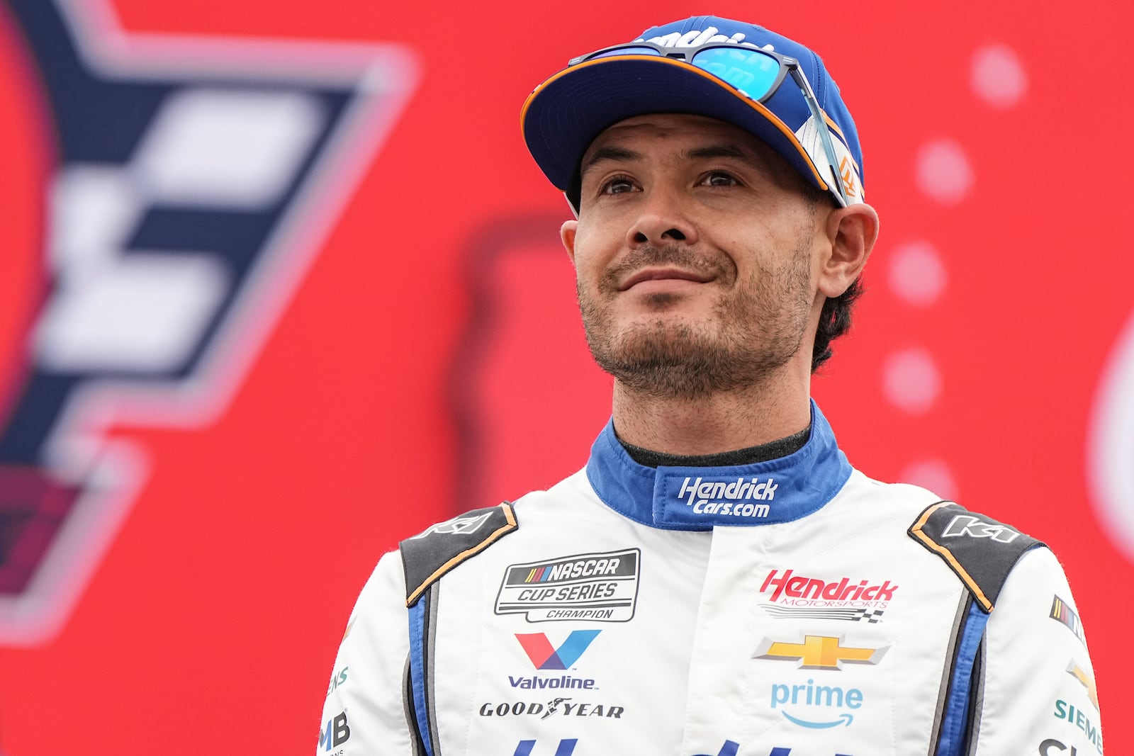 Kyle Larson is introduced to fans prior to a NASCAR Cup Series auto race at Charlotte Motor Speedway, Sunday, May 25, 2025, in Concord, N.C. (AP Photo/Matt Kelley)