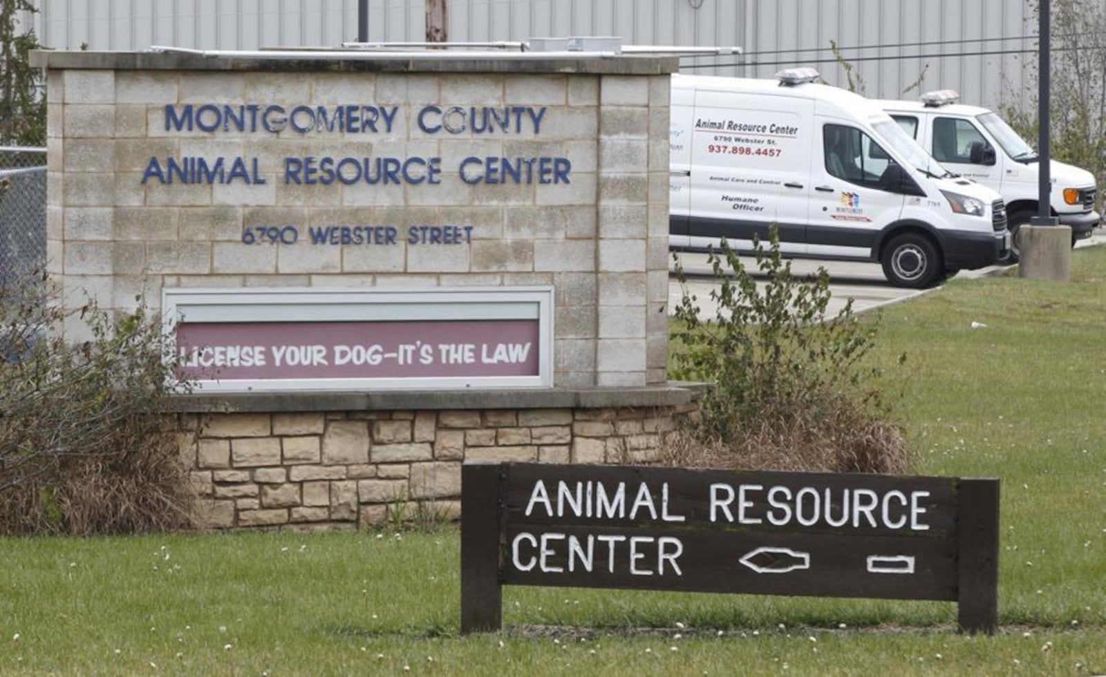 Consultants will be reviewing the operations of the Montgomery County Animal Resource Center, including how many animals are euthanized at the shelter. The agency has cancelled its cat control contract with Kettering and other local municipalities. TY GREENLEES / STAFF Photo: TY GREENLEES / STAFF Photo