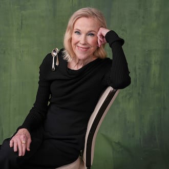 FILE - Catherine O'Hara, a cast member in the Apple+ series "The Studio," poses for a portrait on Thursday, March 20, 2025, in Los Angeles. (AP Photo/Chris Pizzello, File)