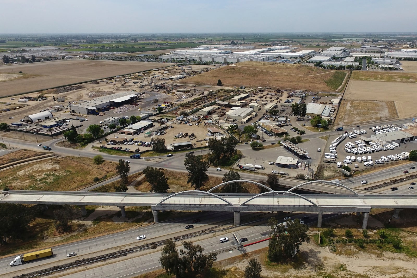 The Cedar Viaduct, designed to take high-speed trains over Cedar and North avenues and State Route 99, is shown in an aerial view, Tuesday, April 15, 2025, in Fresno, Calif. (AP Photo/Godofredo A. Vásquez)