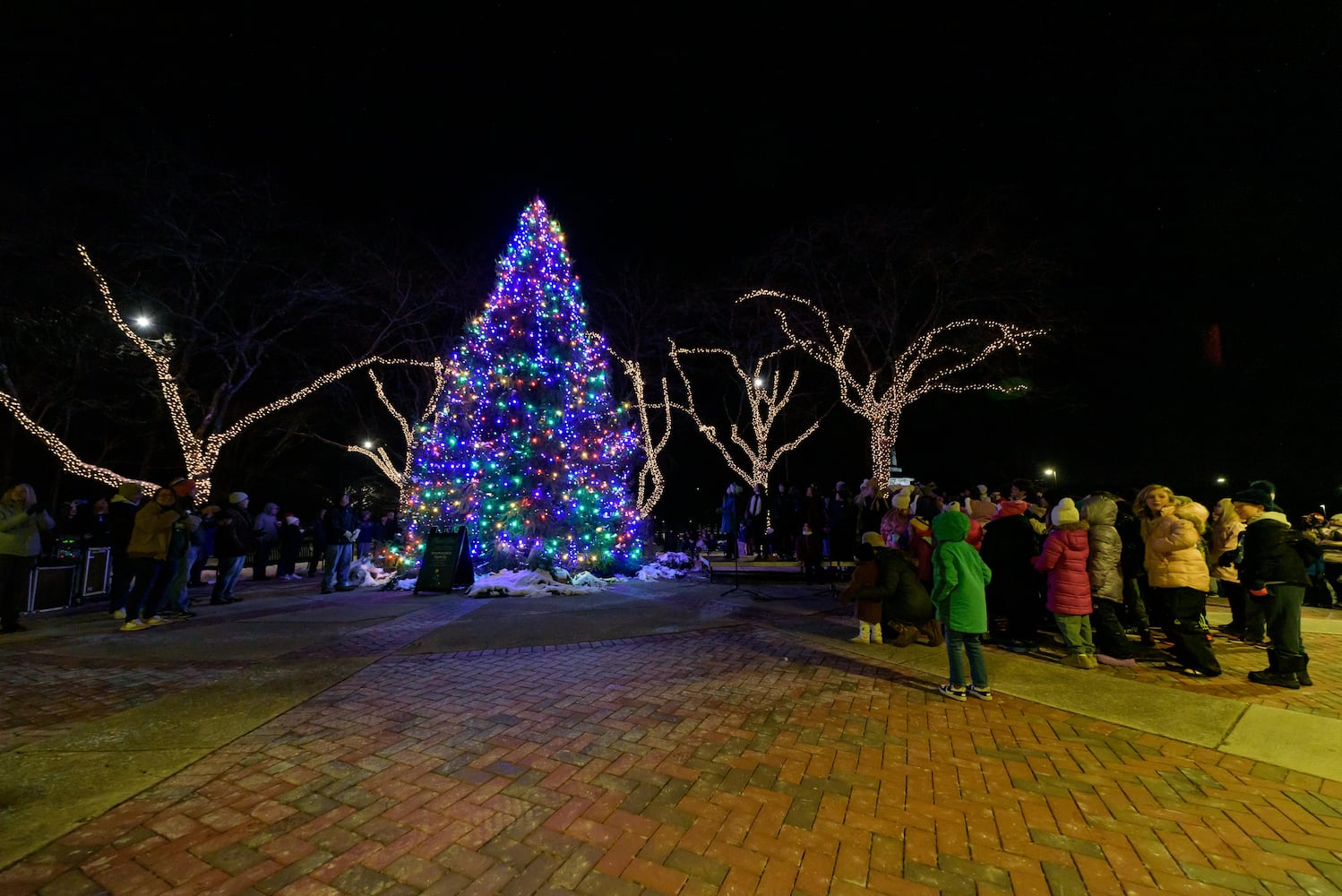 PHOTOS: 2025 Kettering Mayor's Tree Lighting at Lincoln Park Civic Commons