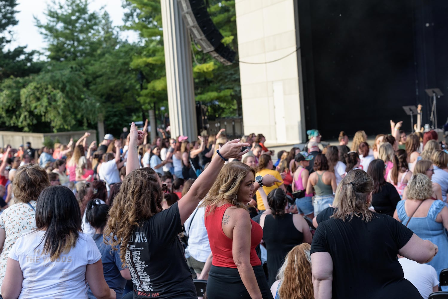PHOTOS: Joey Fatone of NSYNC and AJ McLean of the Backstreet Boys live at Fraze Pavilion