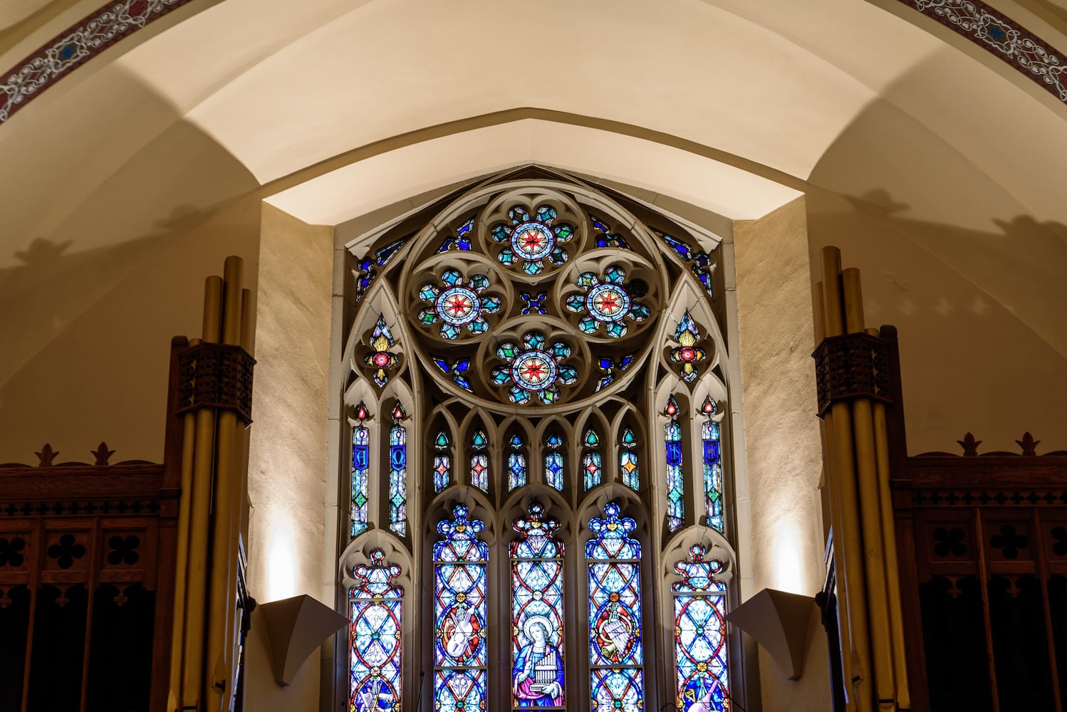PHOTOS: A look inside Holy Angels Catholic Church decorated for Christmas