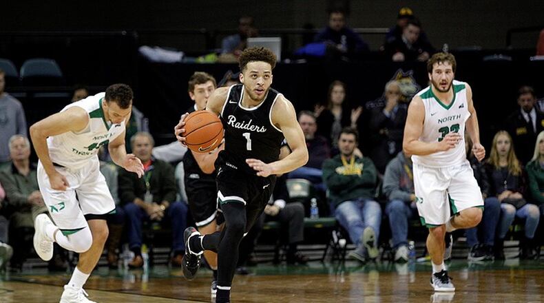 Junior guard Justin Mitchell scored 16 points and grabbed six rebounds in Wright State’s 83-79 win against North Dakota on Saturday at the Nutter Center. TIM ZECHAR/CONTRIBUTED