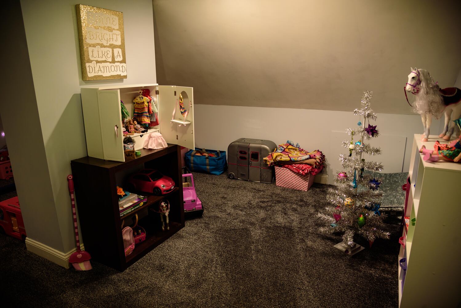 PHOTOS: Take a look inside stunning Oregon District homes decorated for its annual Candlelight Holiday Tour