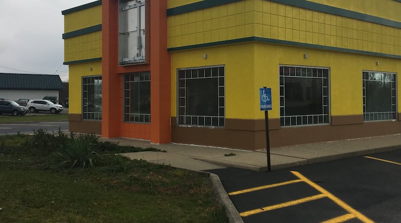 El Speedy Gonzales, a new Mexican restaurant, is expected to open in December at 1100 Upper Valley Pike.