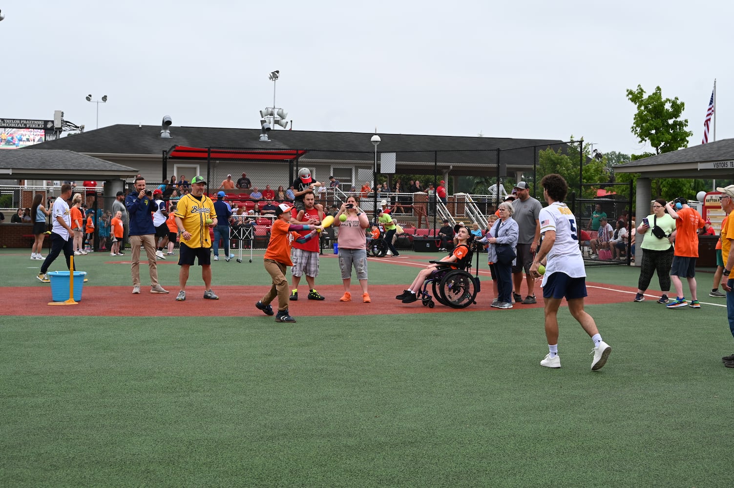 Savannah Bananas make a surprise visit to Nuxhall Miracle League in Fairfield