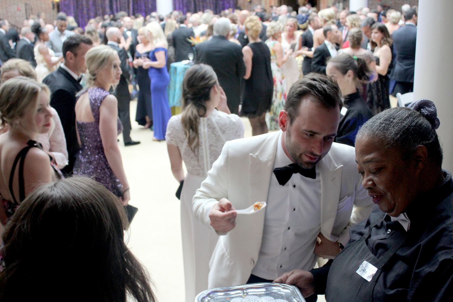 Photos: Glamour at  Art Ball 2018