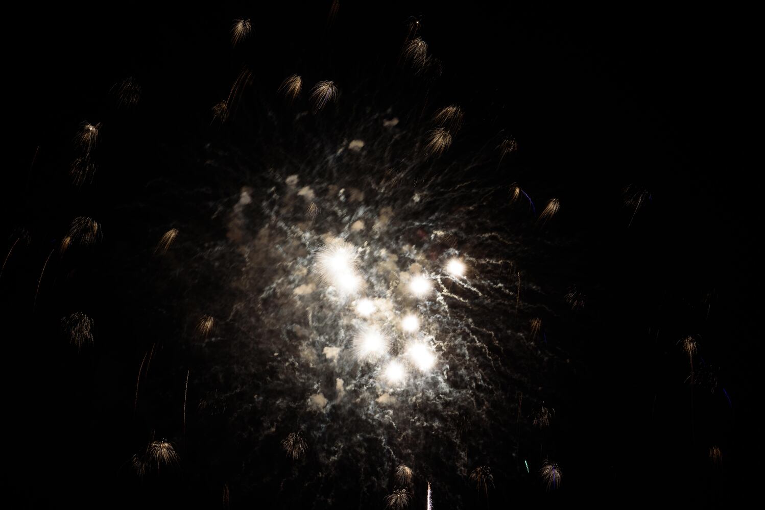 PHOTOS: Gorgeous fireworks light up the sky in Beavercreek