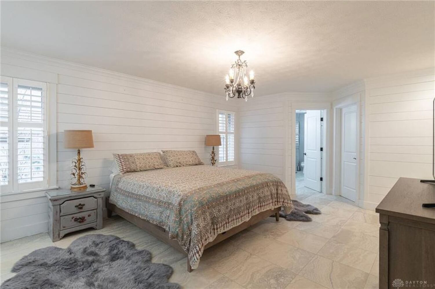 PHOTOS: Luxury Kettering condo on market has huge spaces