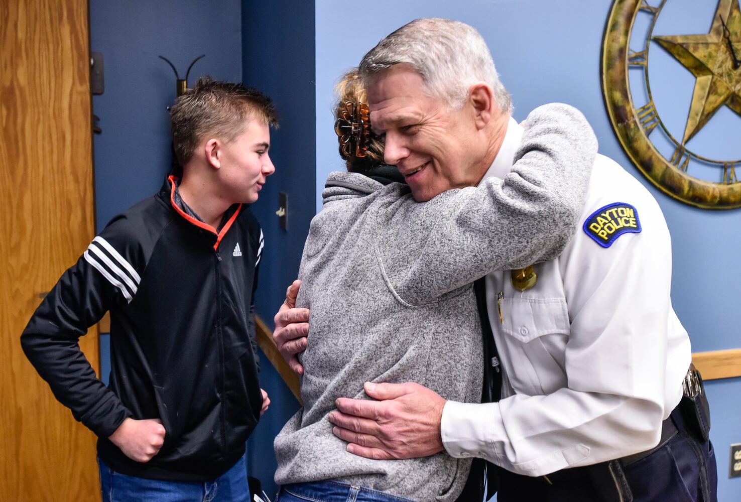 Thank You letters delivered to Dayton Police and Jorge DelRio family