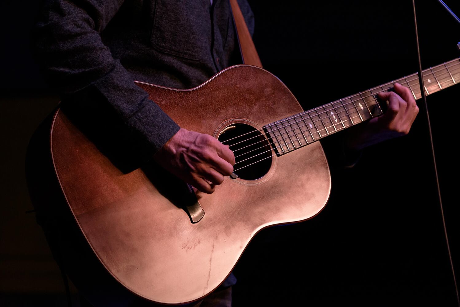 PHOTOS: Toad the Wet Sprocket’s Glen Phillips plays sold-out show at Yellow Cab Tavern