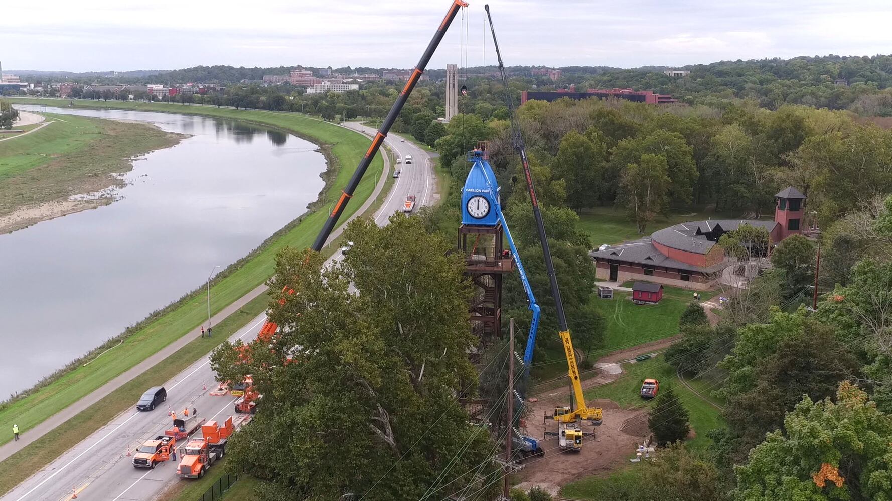 Iconic Dayton clock visible from I-75 again