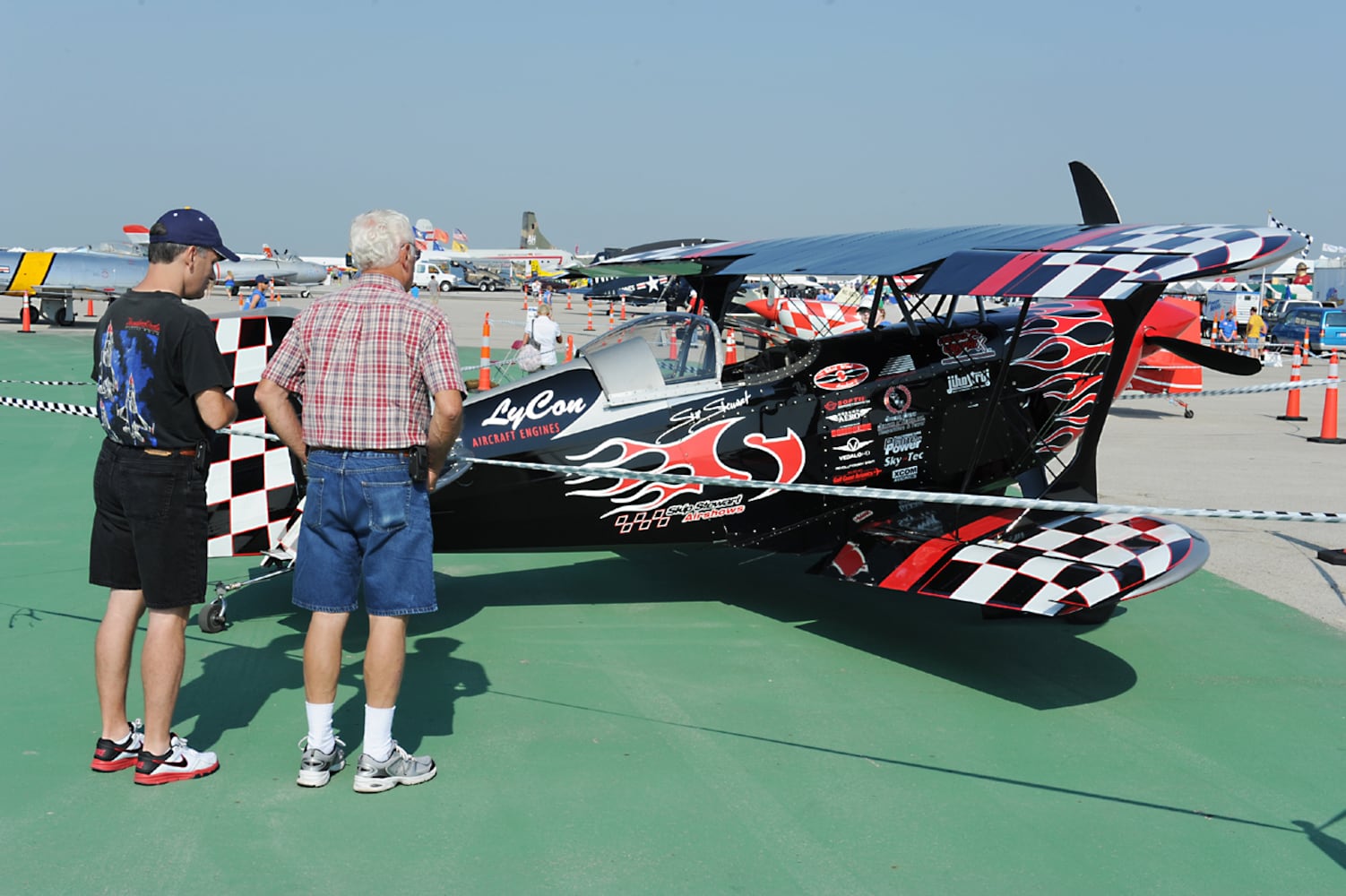 Dayton Air Show concludes with pyrotechnic show