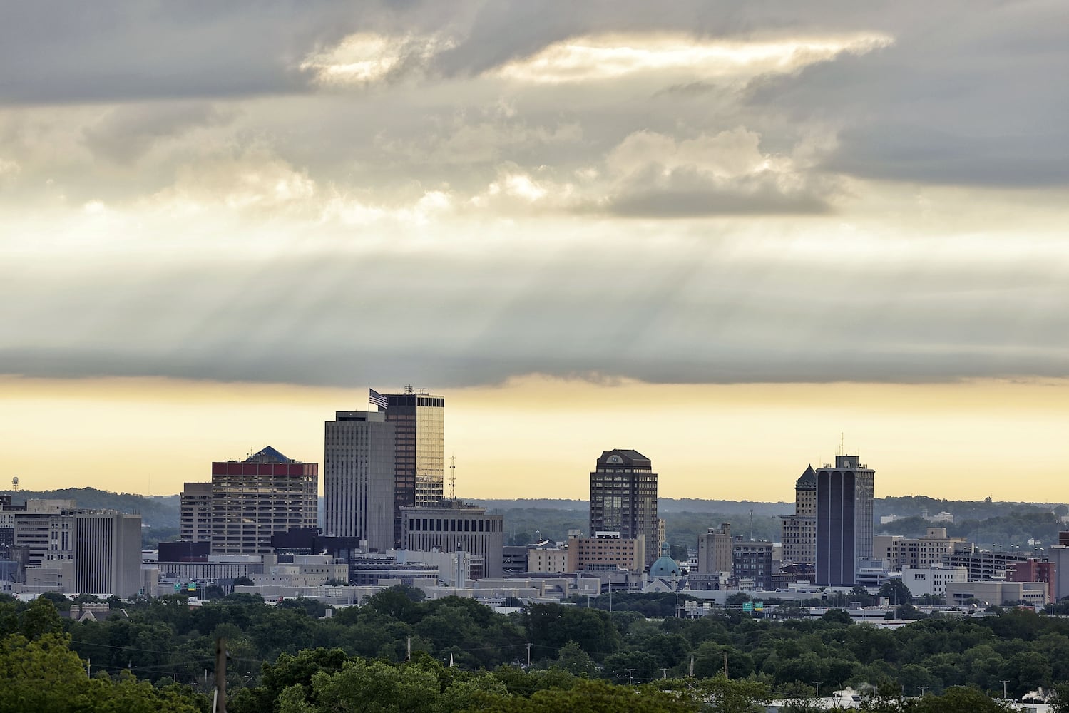 052325 Dayton Skyline