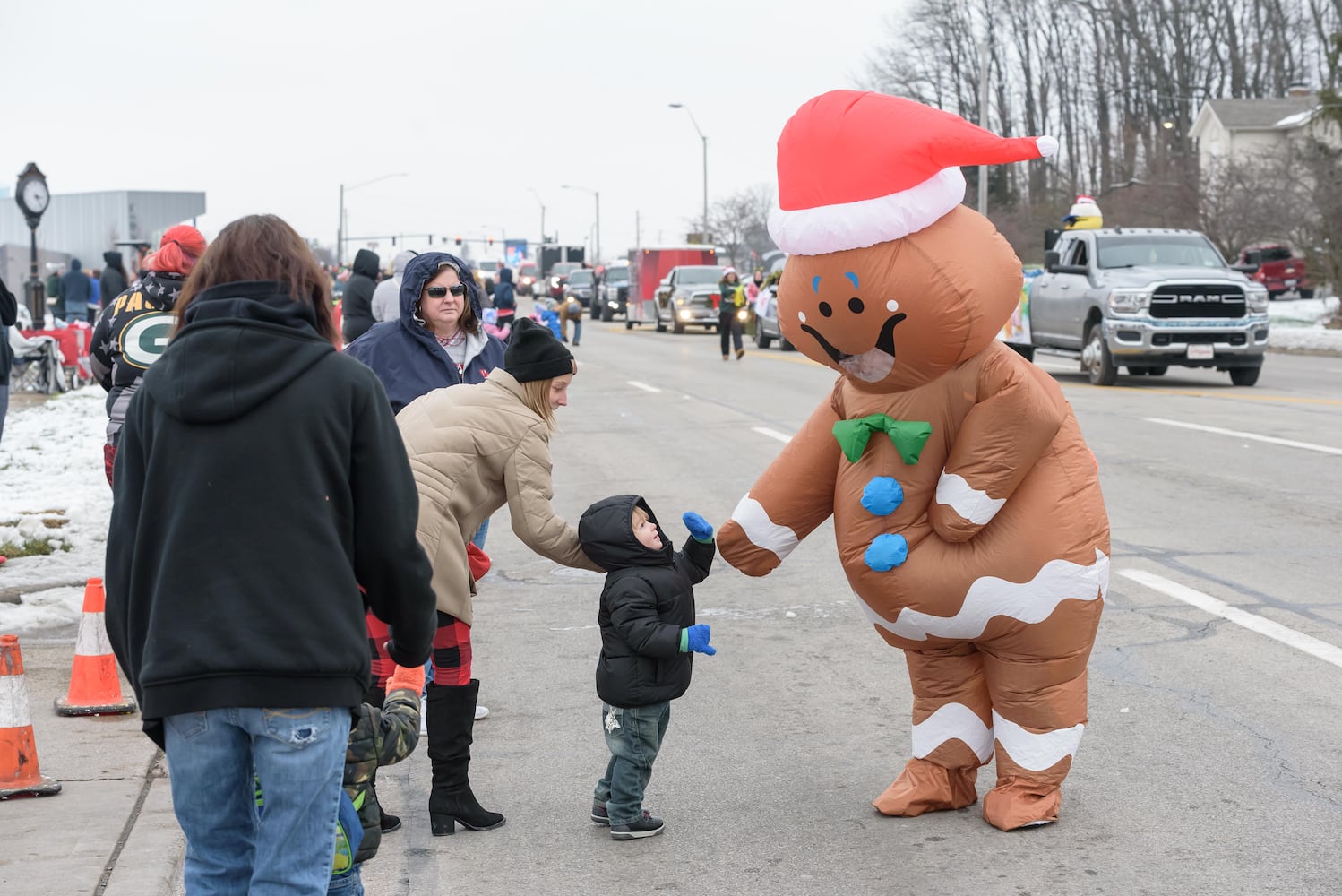 PHOTOS: 2025 Huber Heights Holiday Parade & Tree Lighting