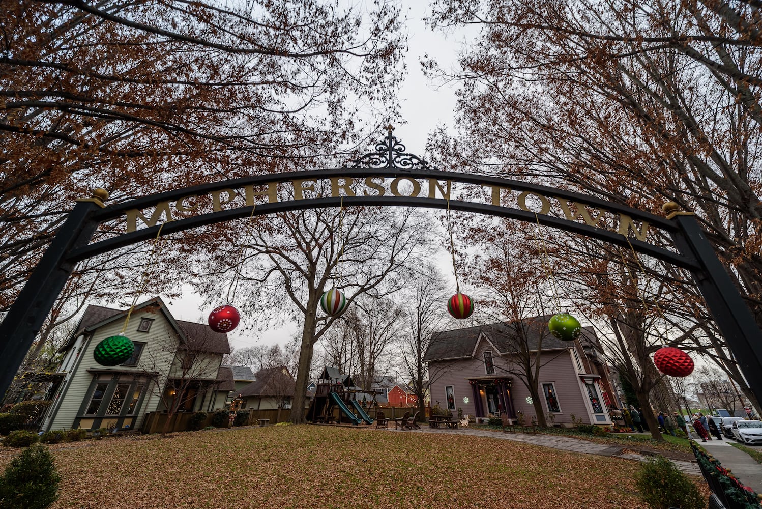 PHOTOS: 2025 McPherson Town Holiday Home Tour