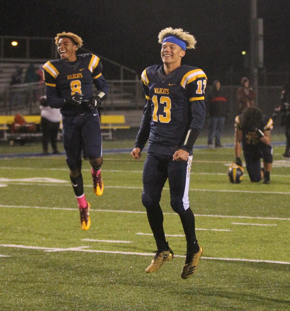 Photos: Springfield clinches playoff berth, GWOC title by beating Wayne