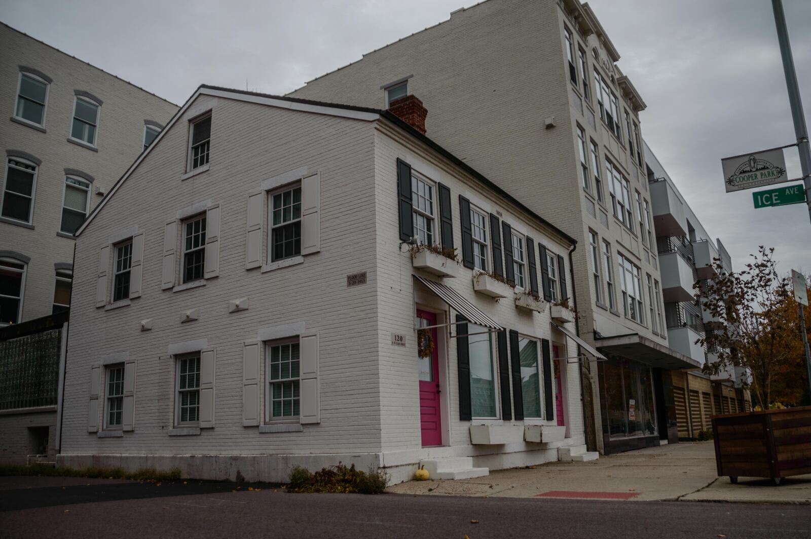 NOW: Exterior of Blush Studio, November 29, 2016. PHOTO / Tom Gilliam