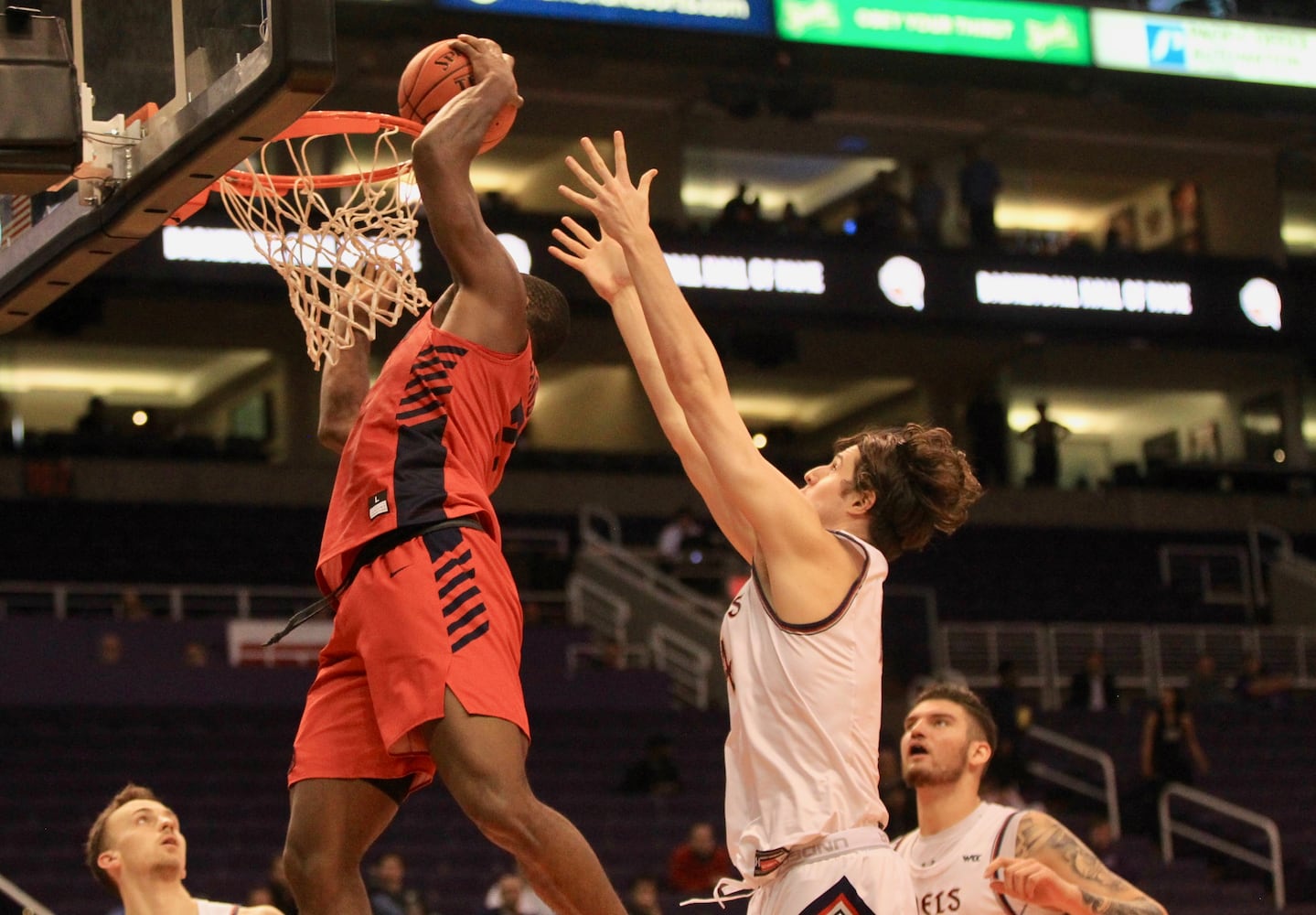 Photos: Dayton Flyers vs. Saint Mary’s Gaels