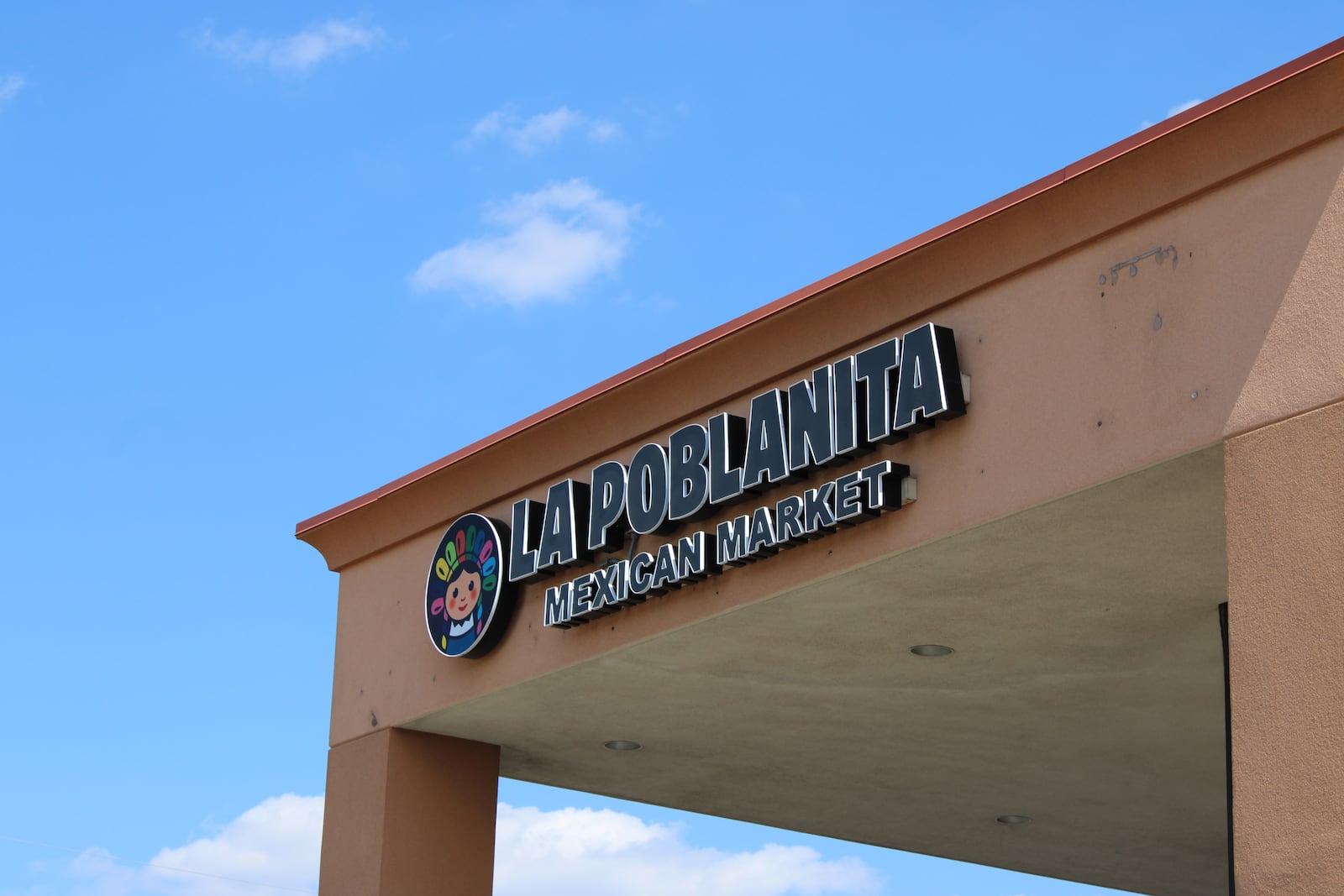 La Poblanita Mexican Market has a store space and a restaurant where customers can buy authentic Mexican comfort meals. STAFF/SYDNEY DAWES