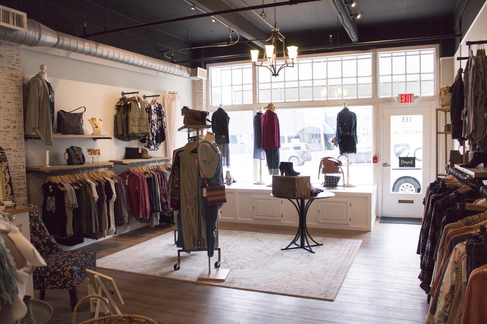 Downtown Dayton shoppers have a new option for women’s clothing, shoes, artisan jewelry, and accessories at Grace Lane Boutique, in the St. Clair shops at 135 E. 4th St.