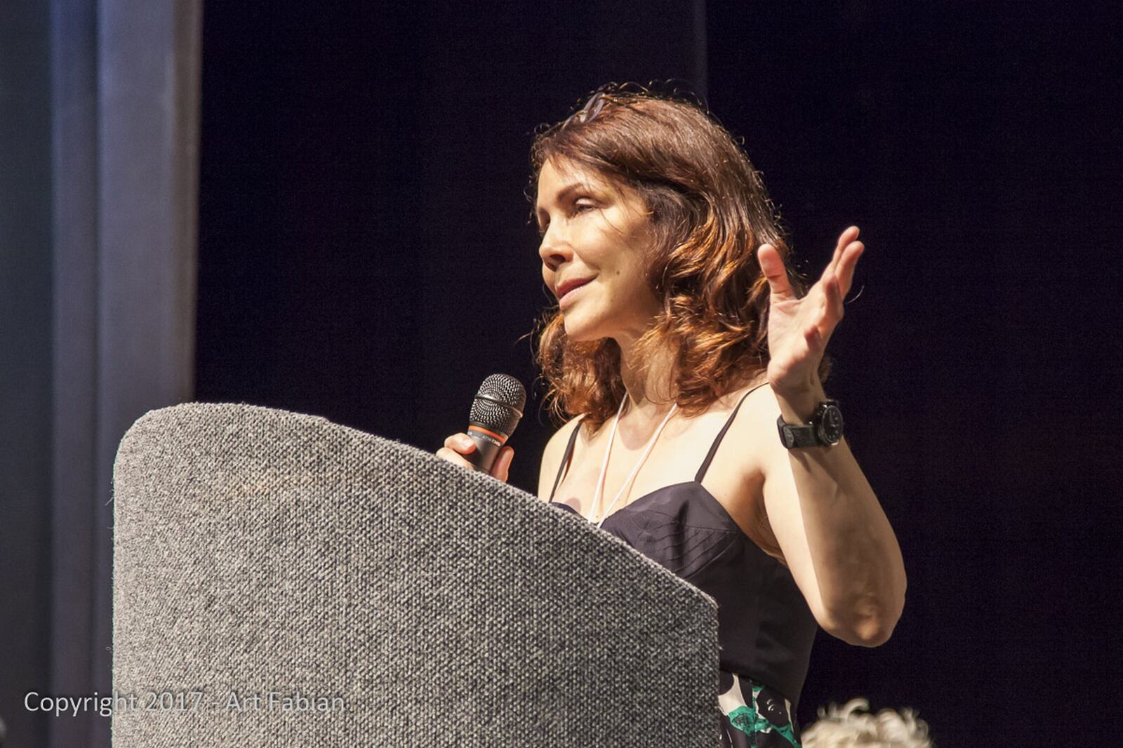Playwright Olga Humphrey of New York accepts the top prize at FutureFest 2017 for her comedy, “Magnificent Hubba Hubba.” The play also won the “Audience Favorite” award. CONTRIBUTED PHOTO BY ART FABIAN