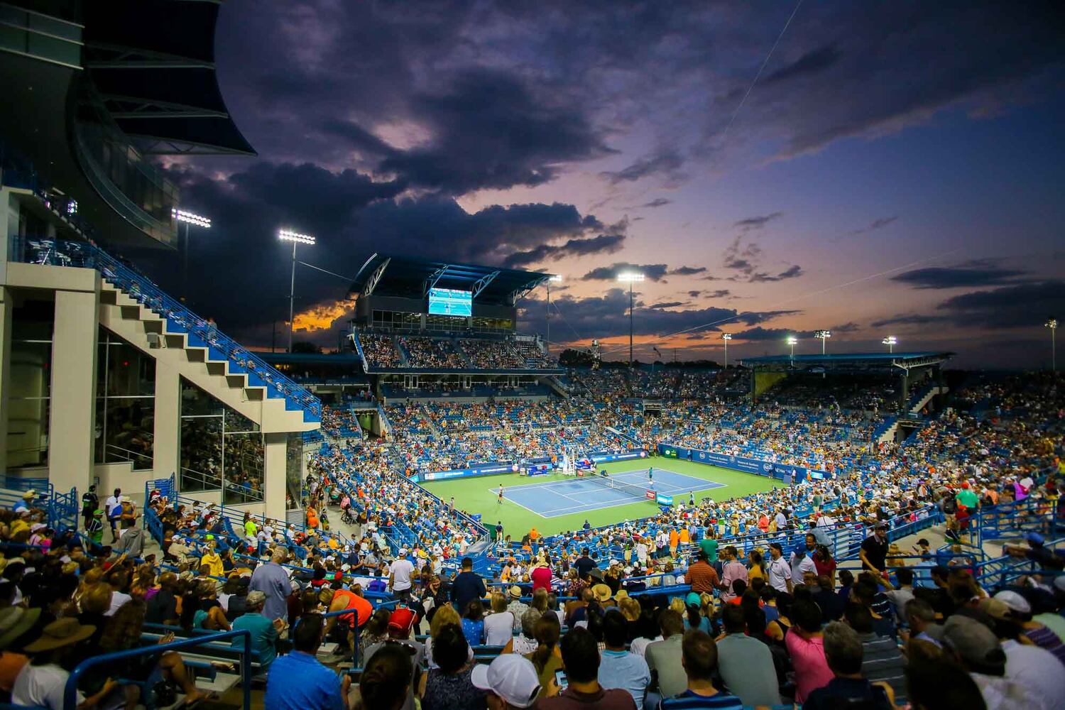 PHOTOS Roger Federer continues winning ways in Cincy