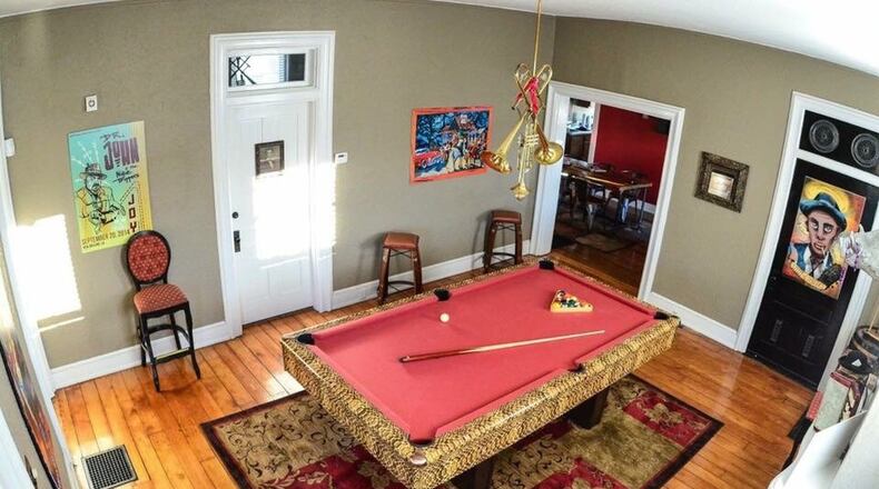 Jimmie’s Greenhouse, located at 24 Park Drive in Dayton, is great for more intimate gatherings. CONTRIBUTED