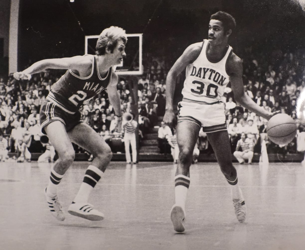 Dayton Flyers basketball archive