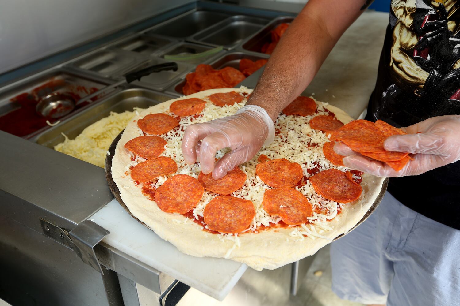 PHOTOS: The Pizza Bandit serves up mouthwatering pie in classic New York style