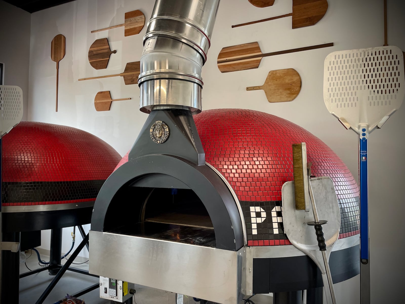 Bella Sorella Pizza is opening for dinner service only Sept. 12-15 at 1405 Esther Price Way in Clayton. NATALIE JONES/STAFF