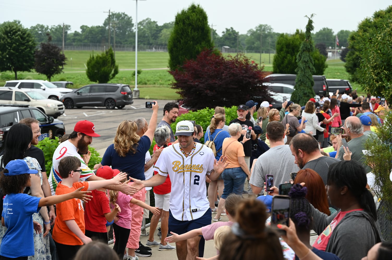 Savannah Bananas make a surprise visit to Nuxhall Miracle League in Fairfield