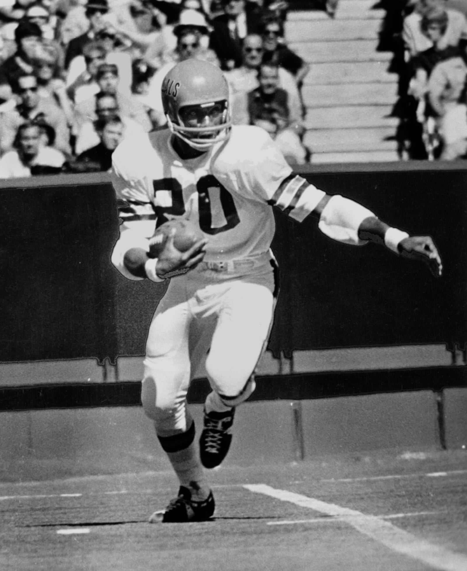 Cincinnati Bengals cornerback Lemar Parrish runs the ball in this file photo. Parrish was recently selected for induction into the Bengals Ring of Honor. CINCINNATI BENGALS / CONTRIBUTED