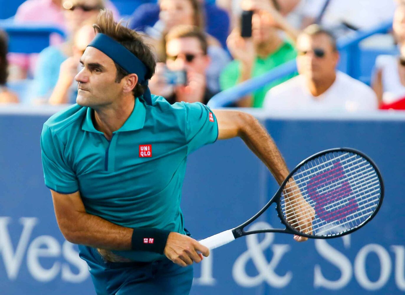 PHOTOS Roger Federer continues winning ways in Cincy