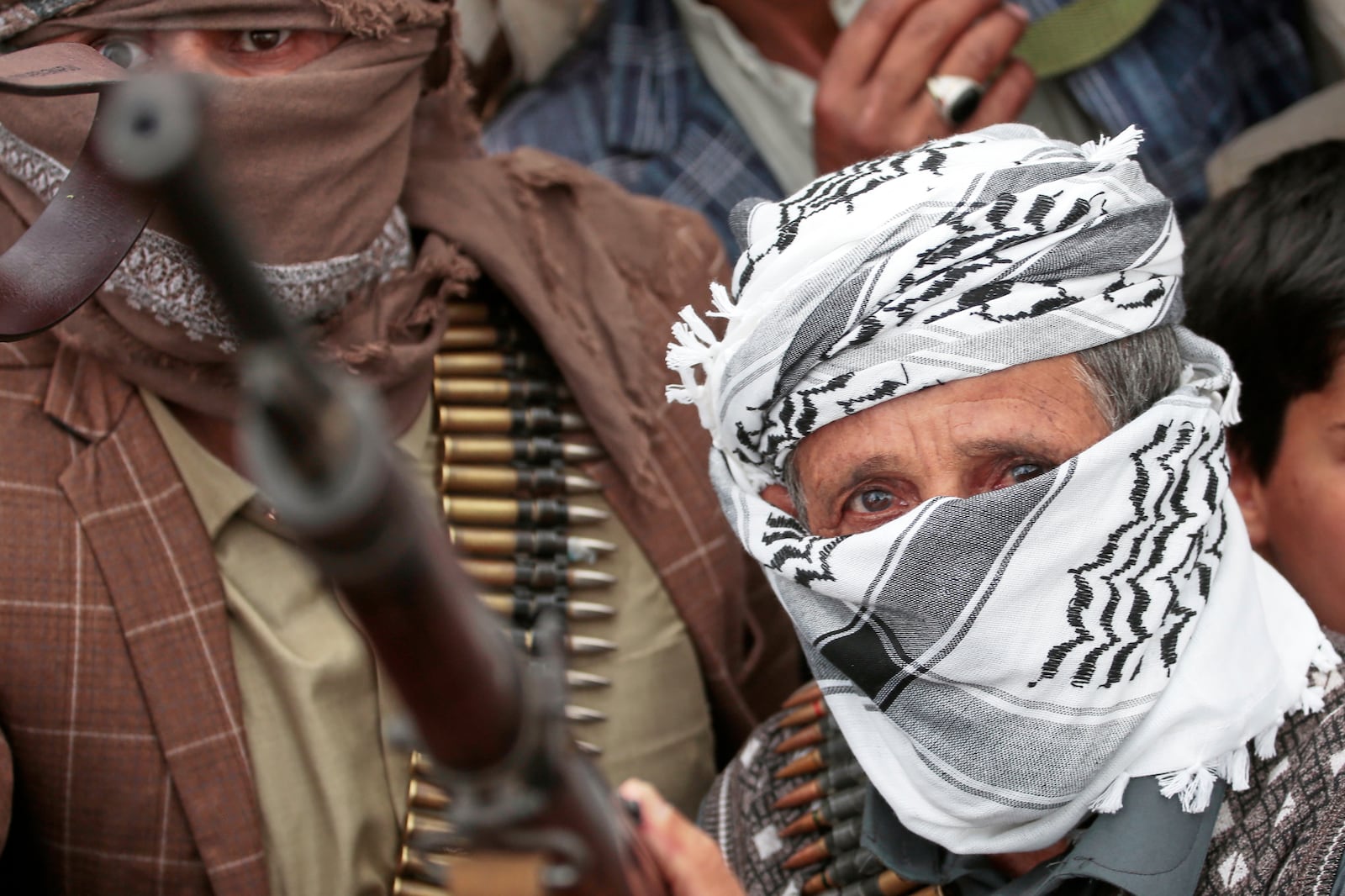 Houthi supporters chant slogans during an anti-U.S. and anti-Israel rally in Sanaa, Yemen, Friday, April 18, 2025. (AP Photo/Osamah Abdulrahman)