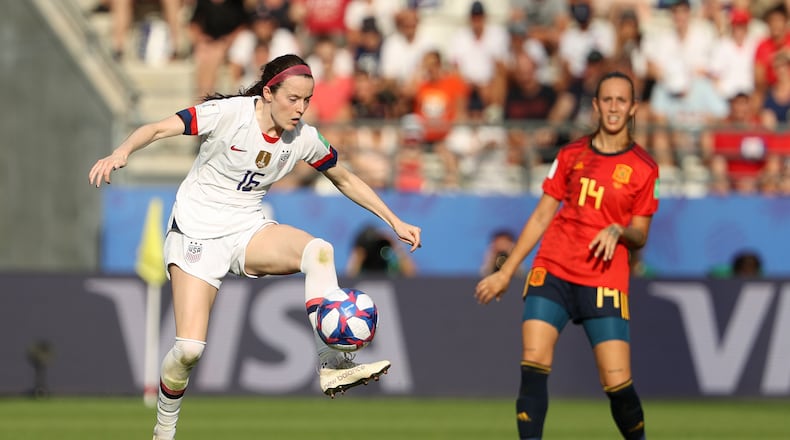 REIMS, FRANCE - JUNE 24: Rose Lavelle of the USA controls the ball during the 2019 FIFA Women’s World Cup France Round Of 16 match between Spain and USA at Stade Auguste Delaune on June 24, 2019 in Reims, France. (Photo by Robert Cianflone/Getty Images)