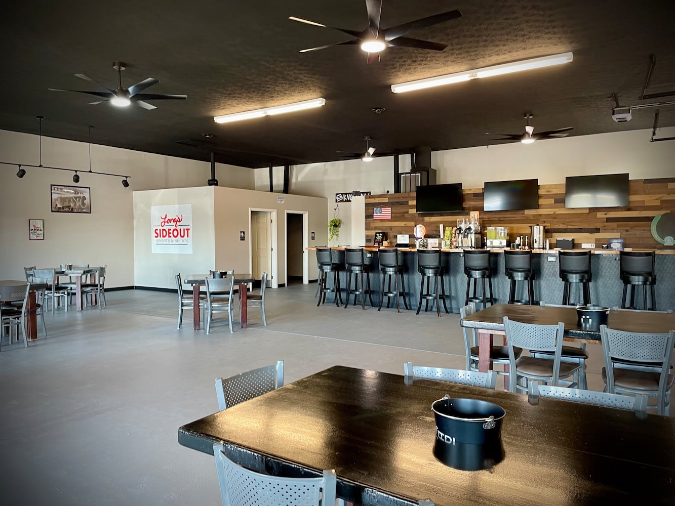 Long’s Sideout Sports & Spirits