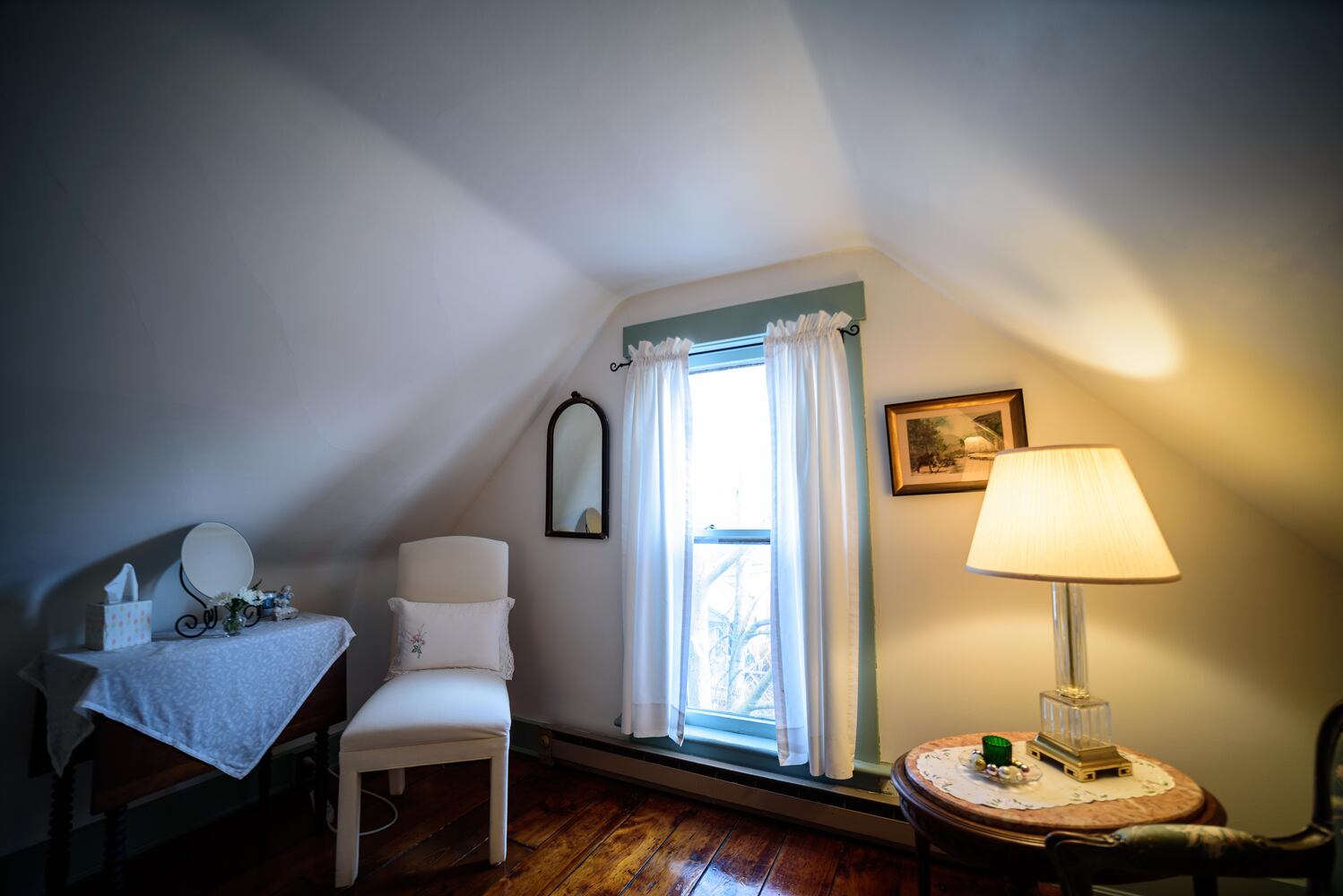 PHOTOS: The Oregon Historic District’s Virtual Grand Holiday Tour of Homes