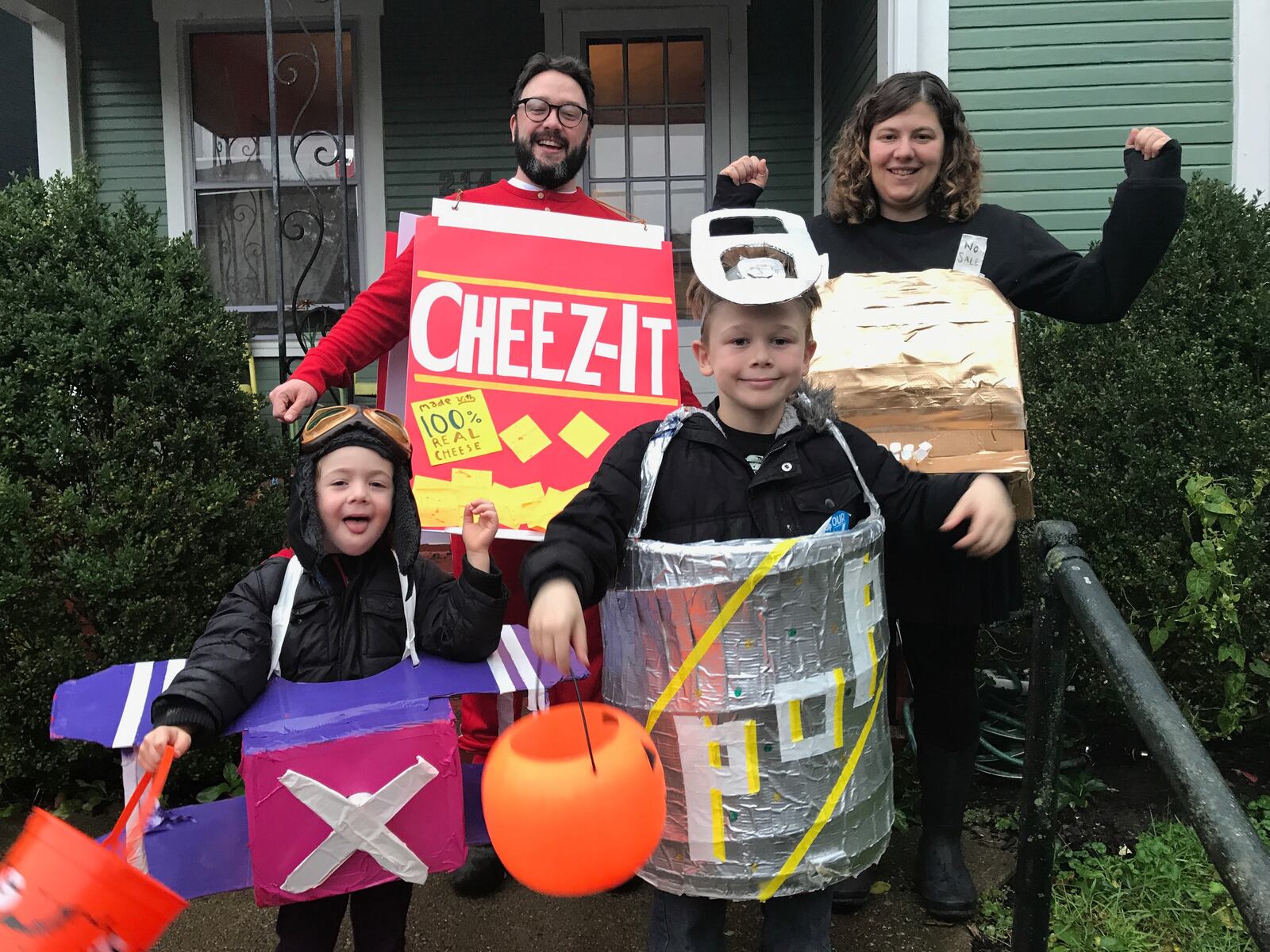 Lela May Klein and her family dressed as Dayton inventions Klein dressed as a cash register.  Her husband Bobby Holt  went as a box of Cheez-It. The couple’s son  Dory Kleinholt  was an airplane. Dory’s big brother Beau Kleinholt went as a pop-top can.