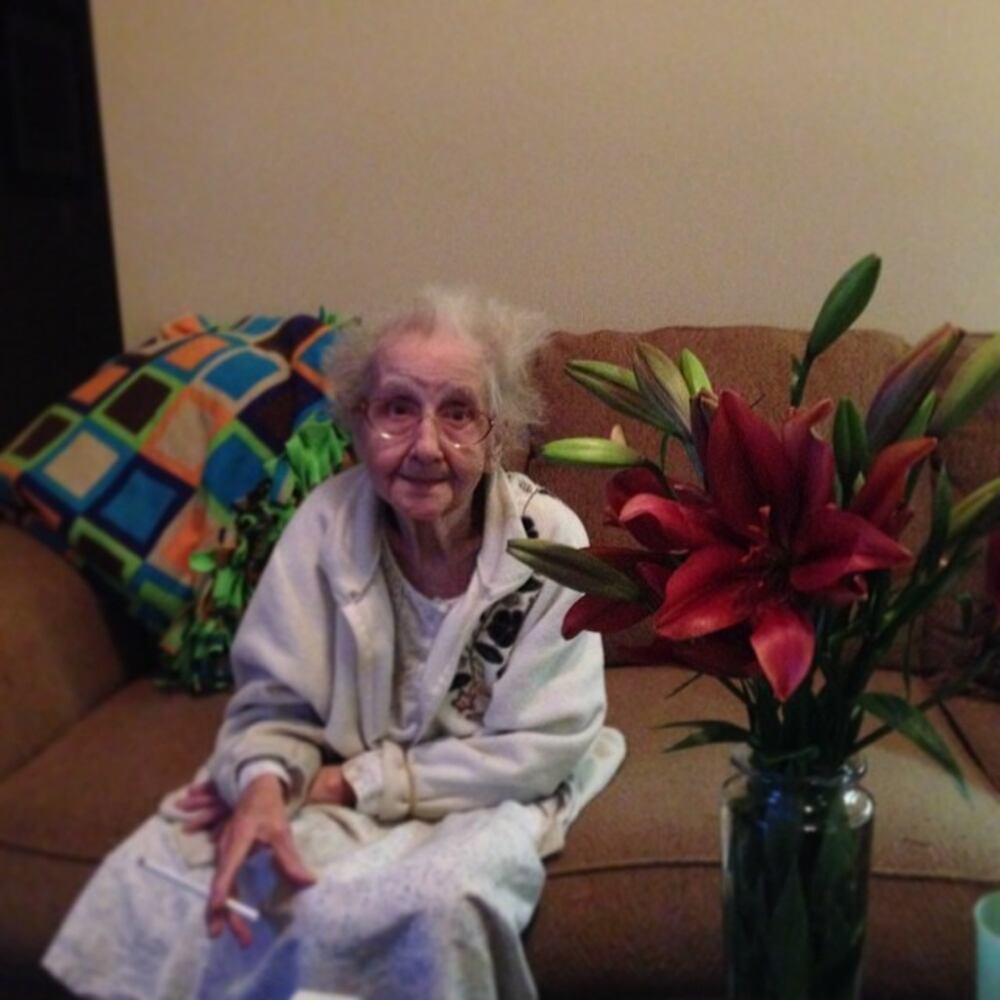 Grandma BettyLook who has some flowers