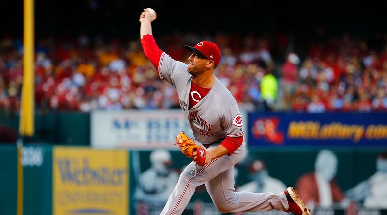 ST. LOUIS, MO - JULY 13: Matt Harvey #32 of the Cincinnati Reds pitches against the St. Louis Cardinals in the first inning at Busch Stadium on July 13, 2018 in St. Louis, Missouri. (Photo by Dilip Vishwanat/Getty Images)