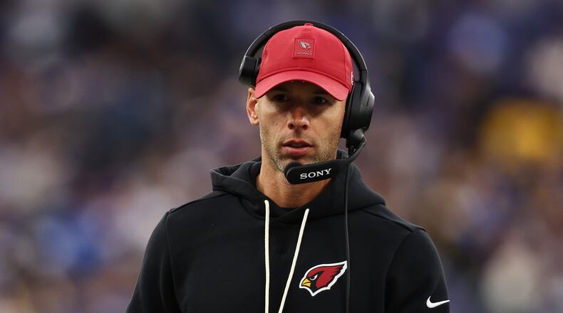 Arizona Cardinals head coach Jonathan Gannon walks on the sideline during the second half of an NFL football game against the Los Angeles Rams, Sunday, Jan. 4, 2026, in Inglewood, Calif. (AP Photo/Jessie Alcheh)