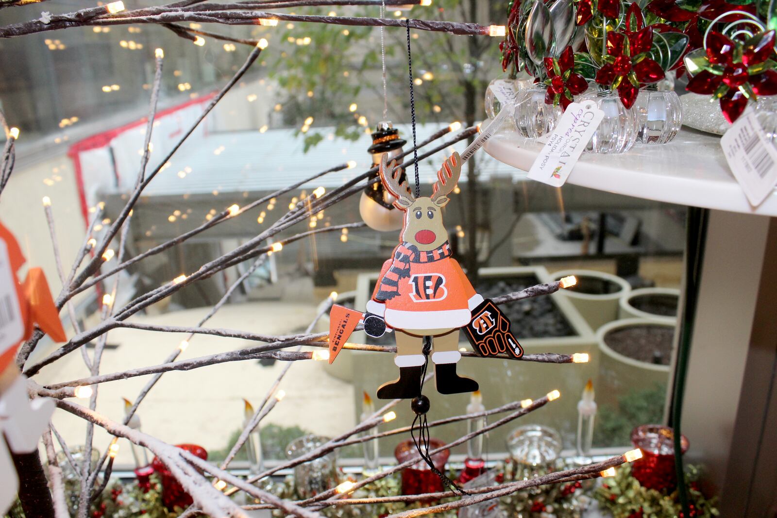Miami Valley Hospital's Christmas in the Valley has returned after more than a decade. The gift shop is open to the public and hospital workers.