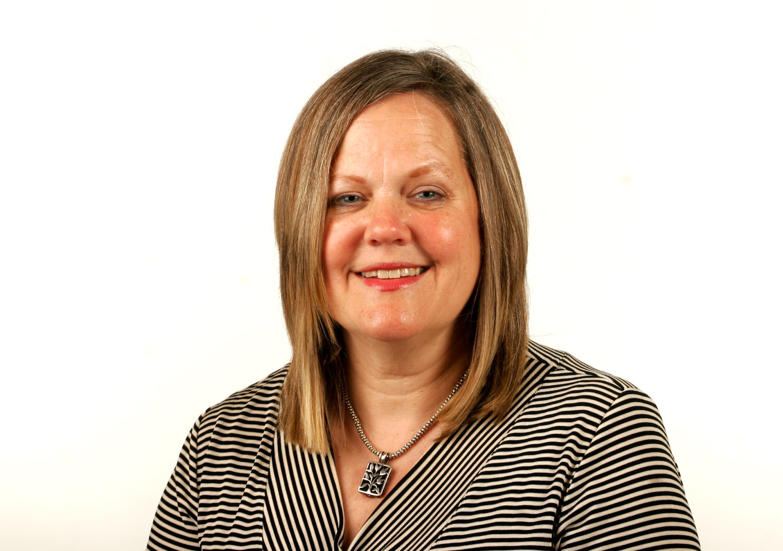 McCarty, a longtime reporter for the Dayton Daily News, was among the more than 300 journalists from around the world who reported on the Dayton Peace Accords.
