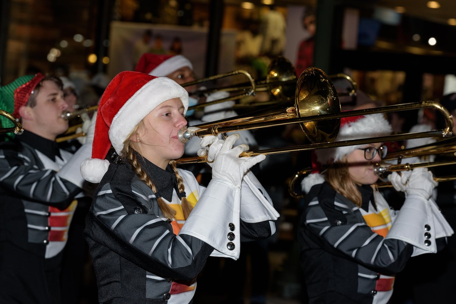 PHOTOS: Did we spot you at The Greene’s Christmas Tree Lighting and Santa Arrival Parade?