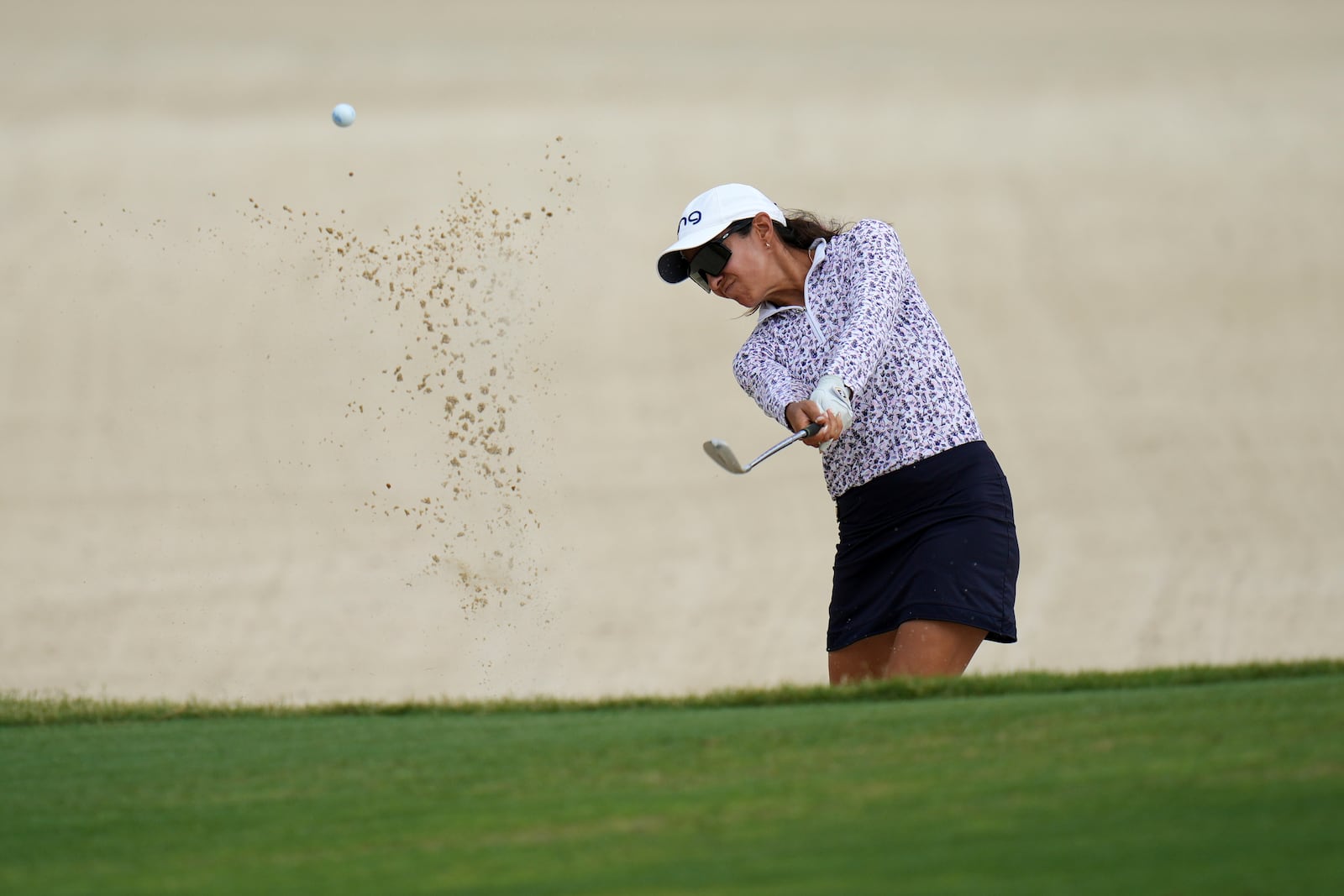 Paula Reto, of South Africa, hits on the eighth hole during the first round of the Chevron Championship LPGA golf tournament Thursday, April 24, 2025, in The Woodlands, Texas. (AP Photo/Eric Gay)