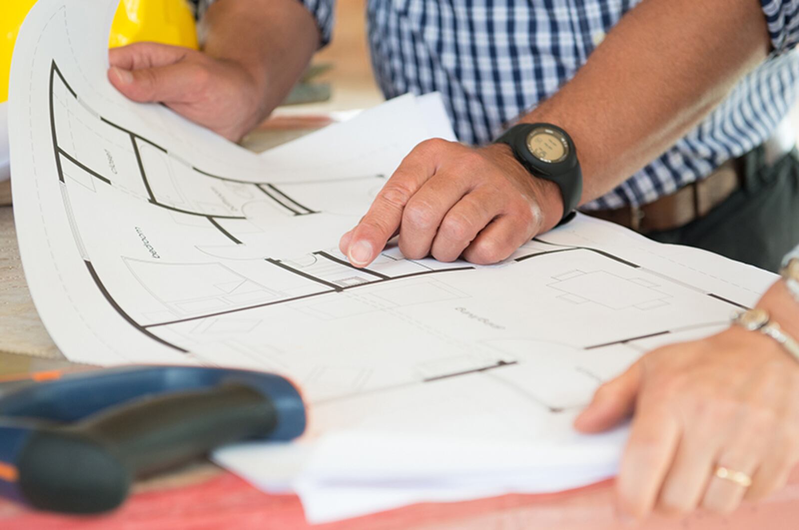 Set up a time to meet with each individual contractor in your home where the remodel will be performed. (Thinkstock)