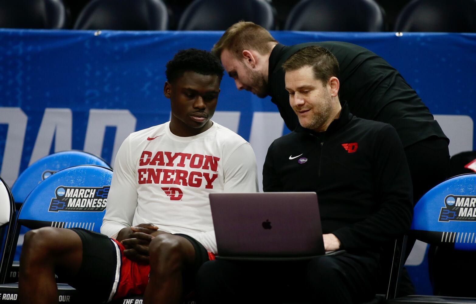 Dayton vs. Arizona